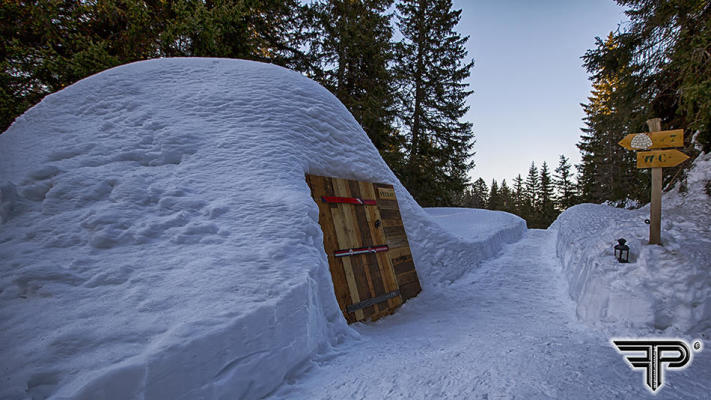 Night under an Igloo Annecy
