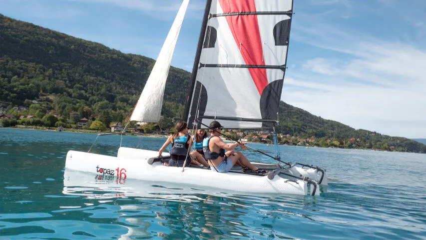 Régate en catamaran lac Annecy