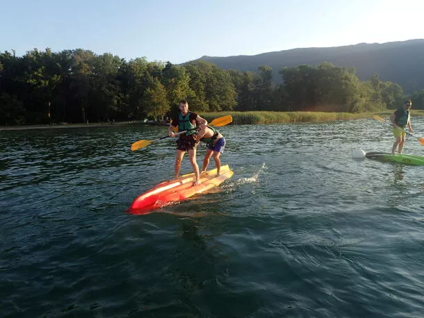 Team building in kayak 