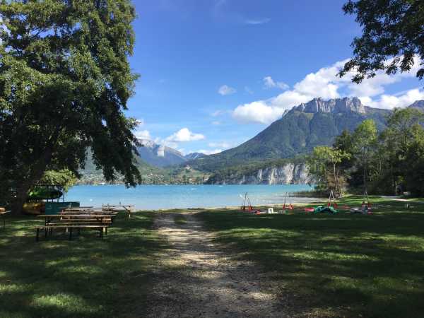 la plage la crique séminaire insolite annecy