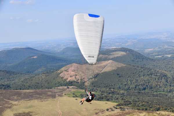 parapente en france puy de dome