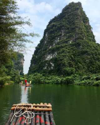 raft ancien en bois 