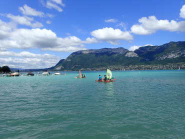 radeaux lac annecy